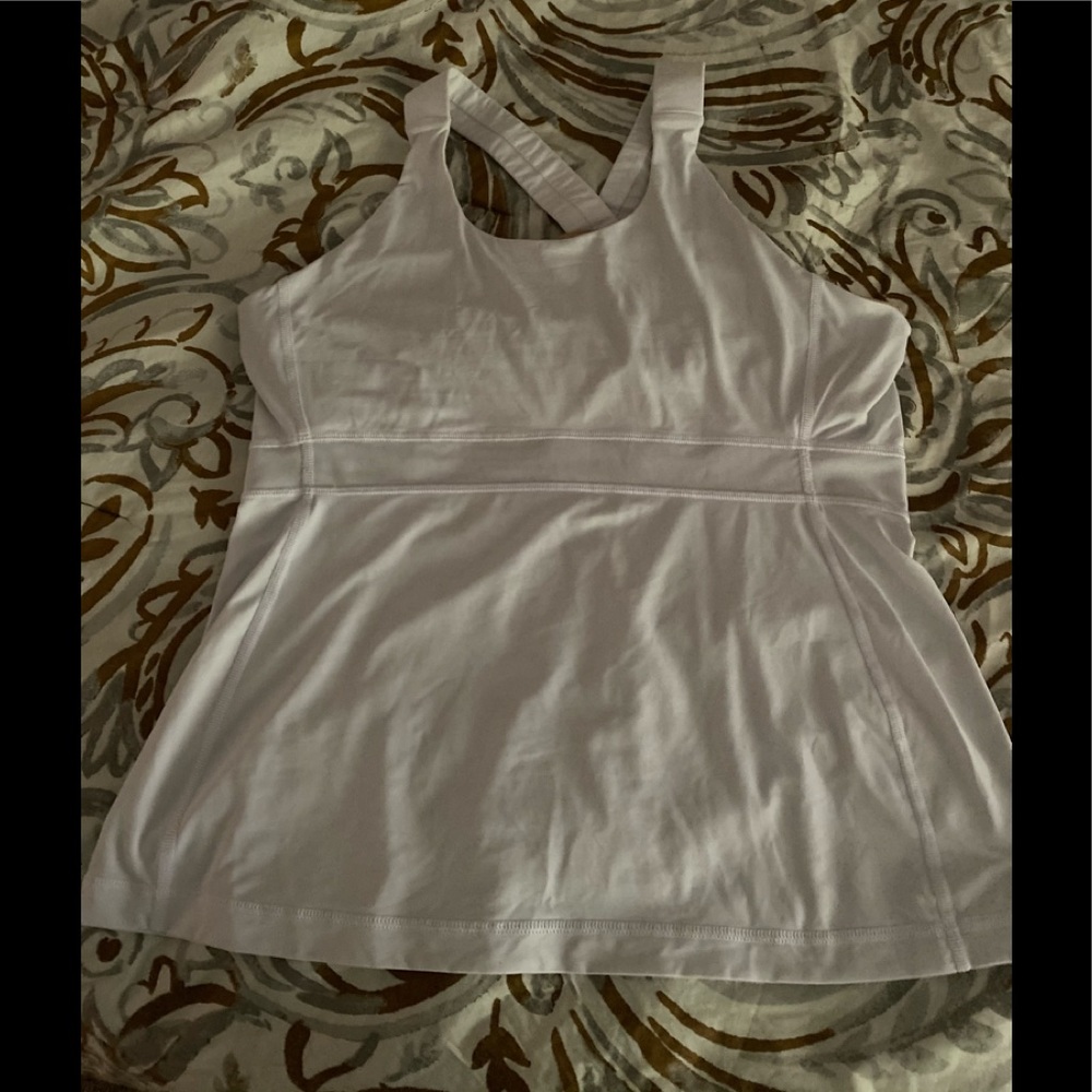 Lululemon women’s athletic top. White. Size M
